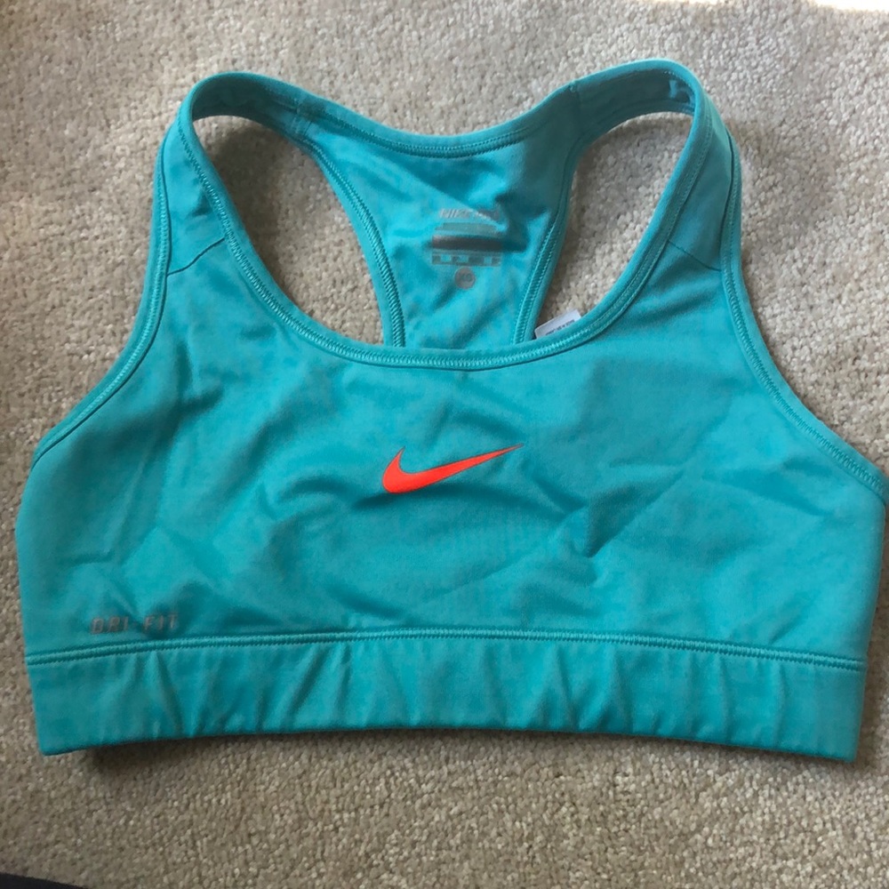 Nike sports bra